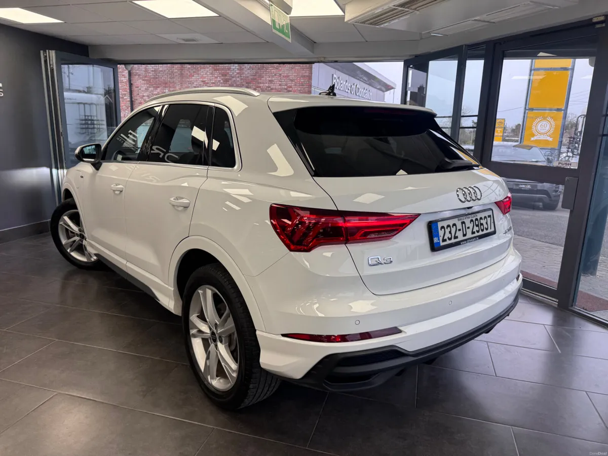 Audi Q3 2023 45 TSI Hybrid S-Line - Image 6
