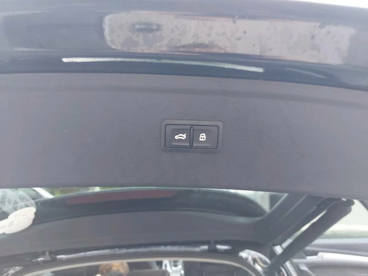 Audi q5 quattro 2.0tdi 190 low millage - Image 3