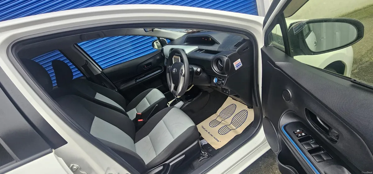 Toyota Aqua Push start AA Approved Heated seats - Image 5