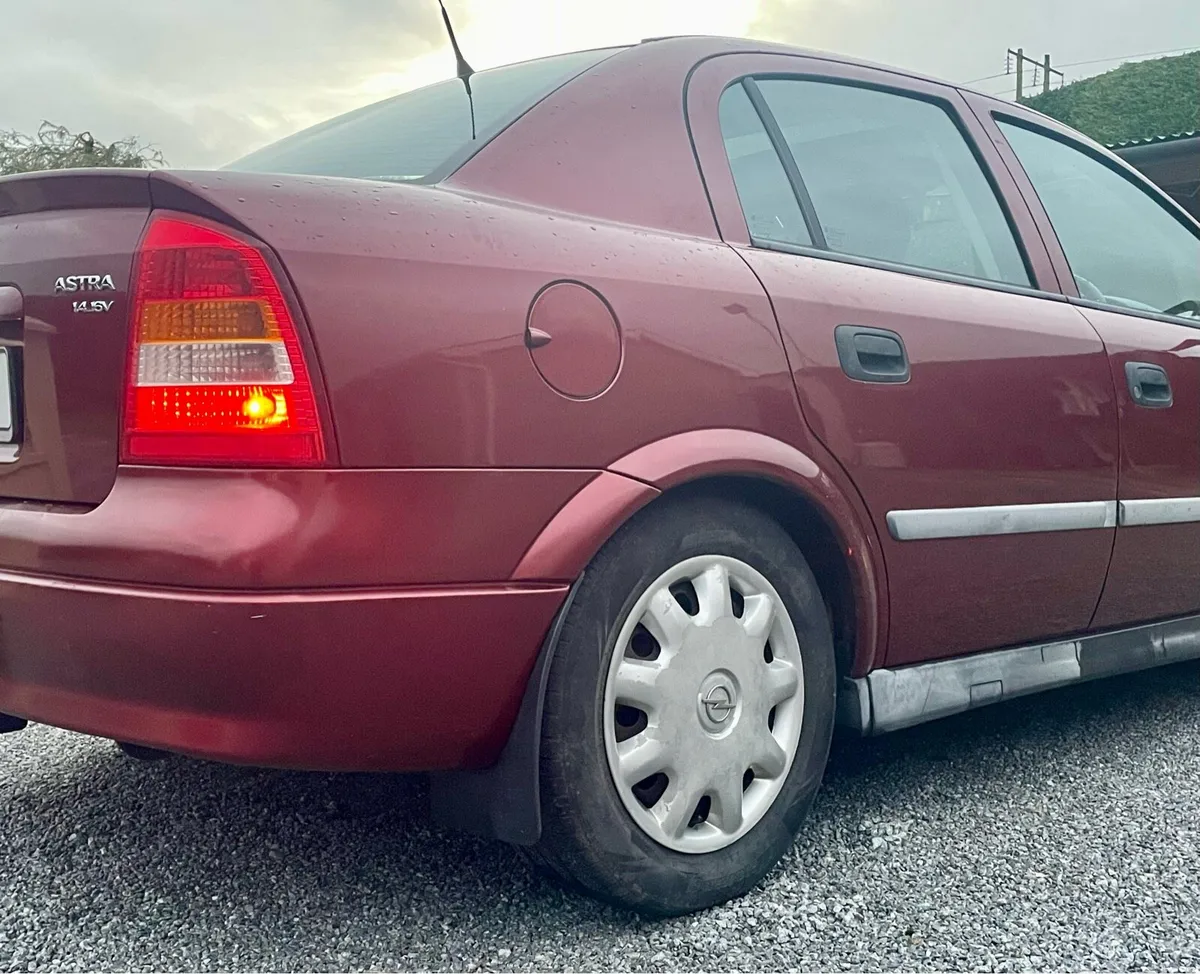 Opel Astra - Image 3