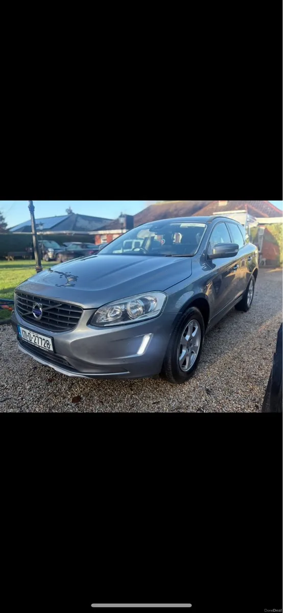 2017 Volvo XC60 , diesel, manual jeep - Image 3