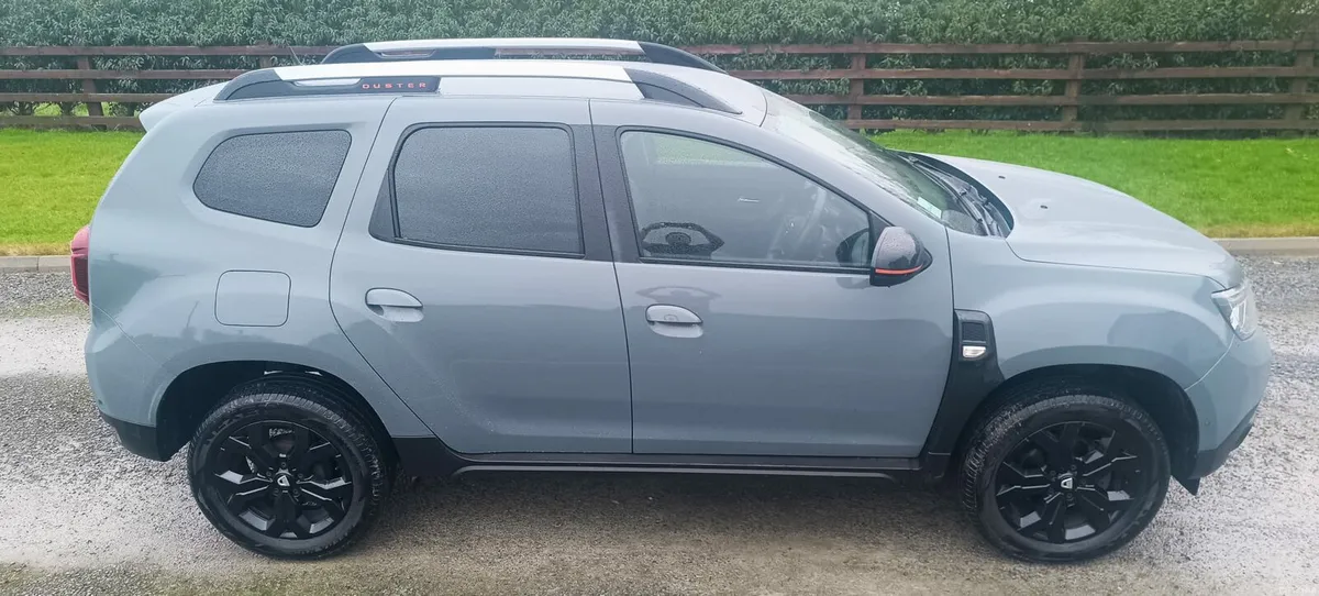 Dacia Duster SE Extreme TCe90 2022 - Image 3