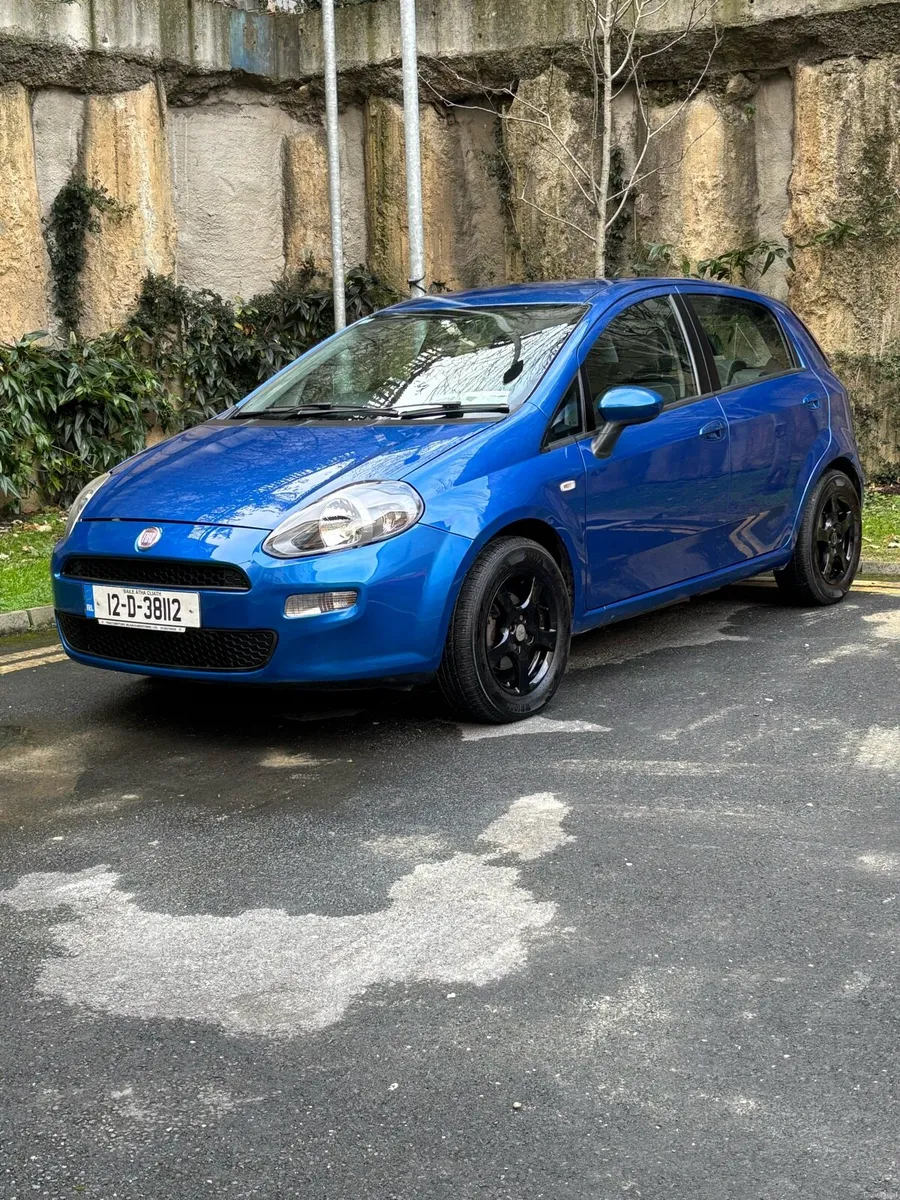 2012 Fiat Punto 1.2 petrol low mileage - Image 2