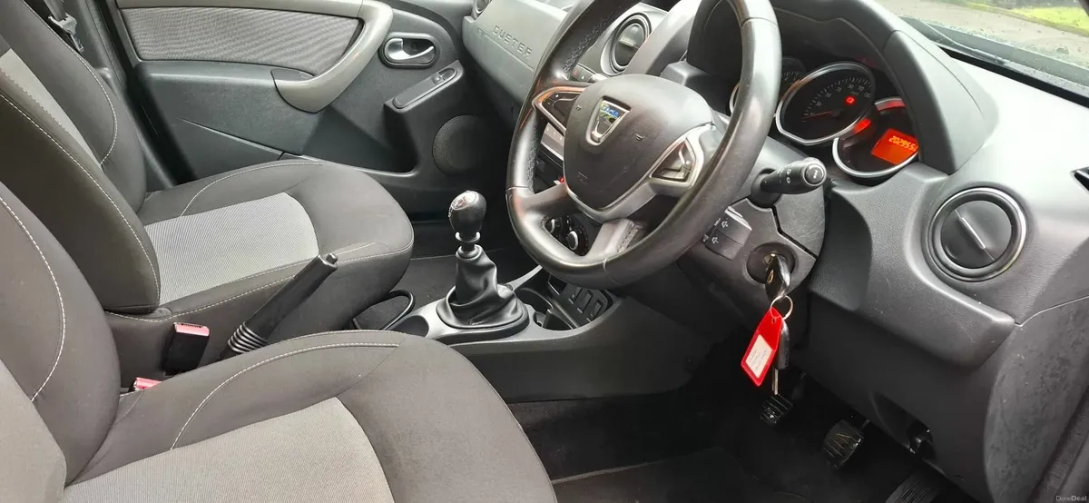 18 Dacia Duster , PRESTIGE,  Spotless - Image 2