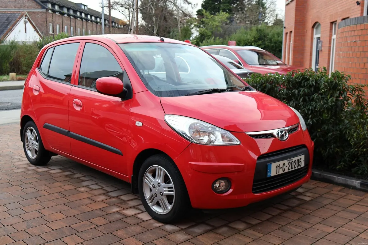 Hyundai i10 2011 Deluxe | no NCT | no Road tax - Image 1