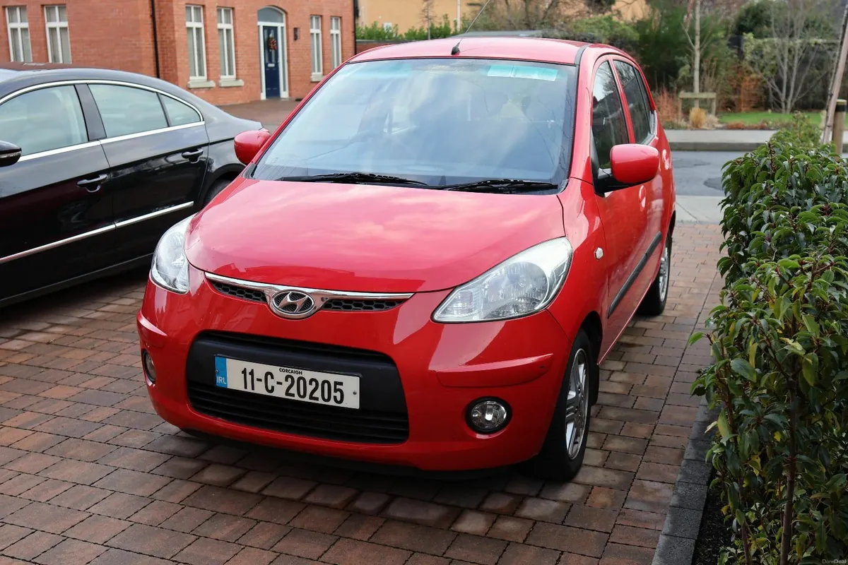 Hyundai i10 2011 Deluxe | no NCT | no Road tax - Image 3