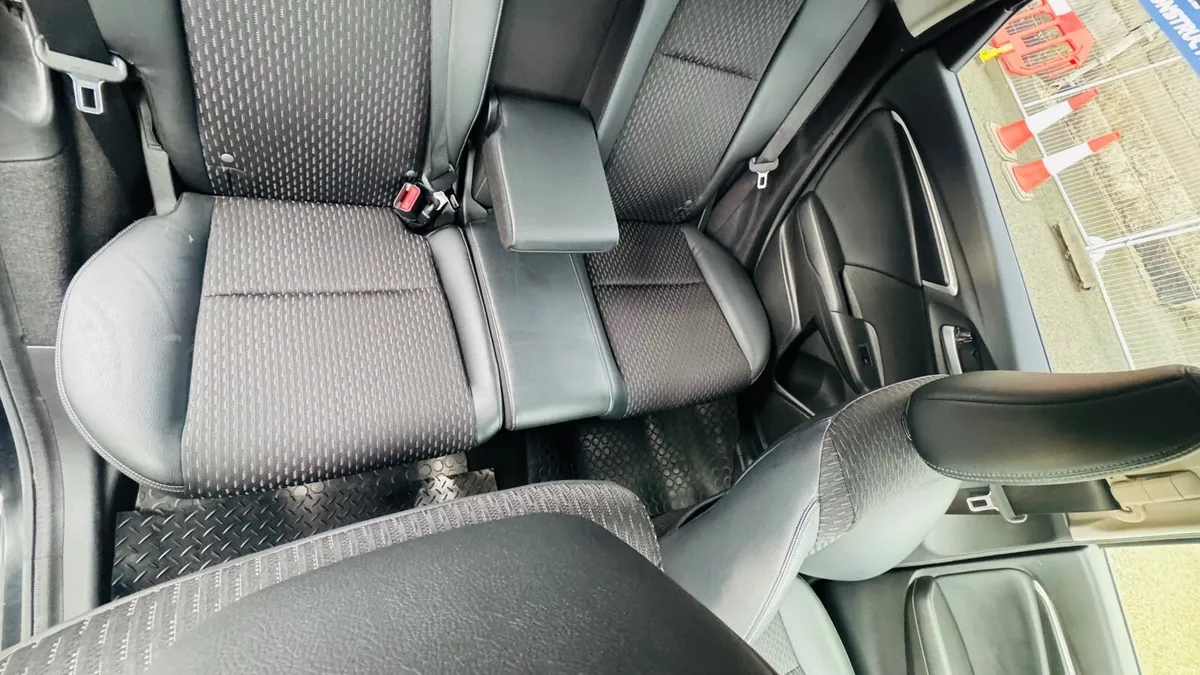 Honda Fit 2016 - Image 3