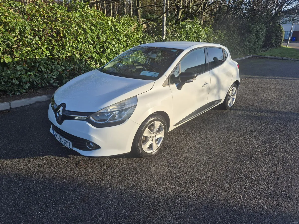 Renault Clio 1.5 Diesel 2016 - Image 1