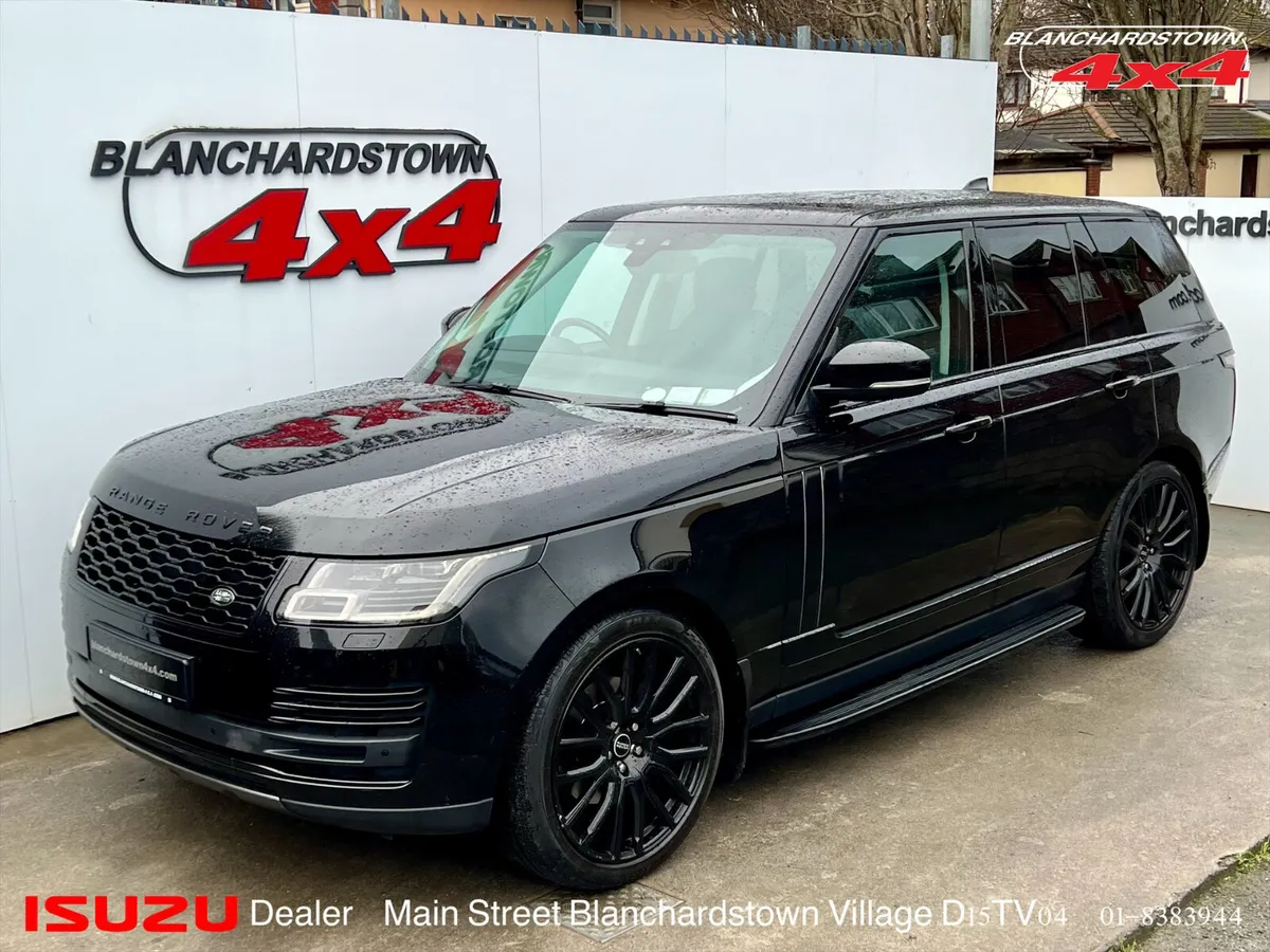 RANGE ROVER VOGUE SDV6 DIESEL TRIPLE BLACK - Image 1