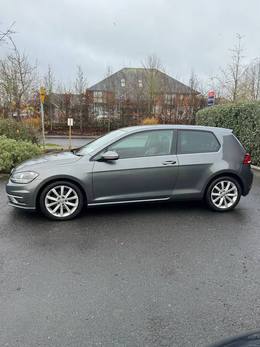 2018 Volkswagen Golf Highline*Digital Dash*low KM - Image 4