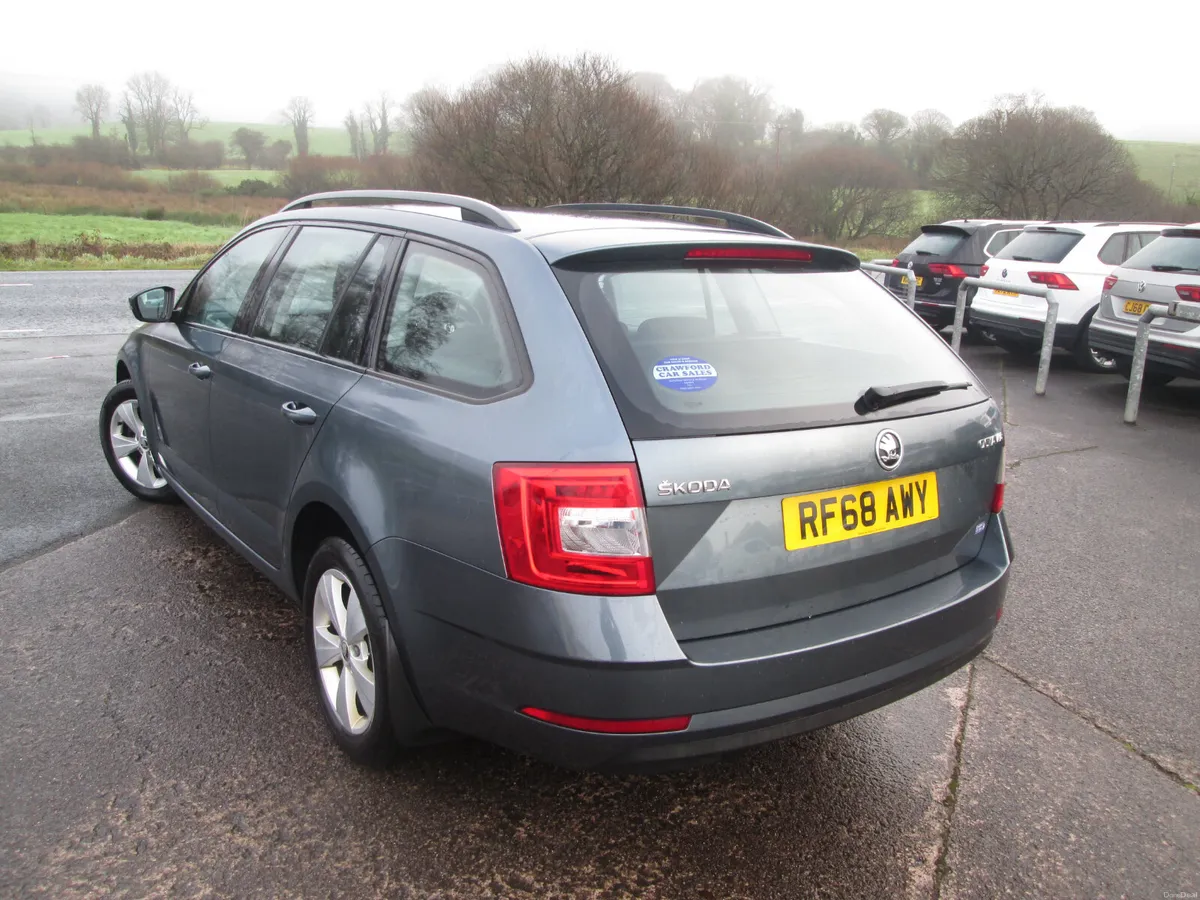 2019  SKODA  OCTAVIA  1.6  TDI  S  5DR  ESTATE - Image 5