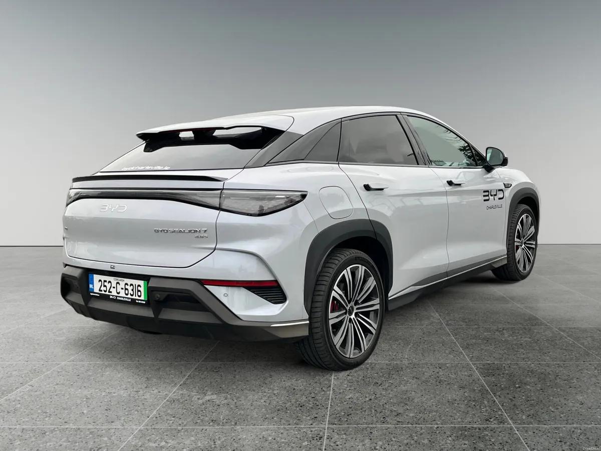 2025 BYD SEALION 7 DESIGN - Image 4
