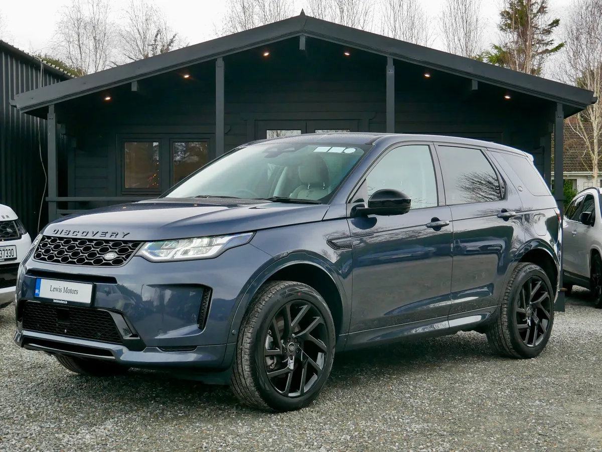2024 Land Rover Discovery Sport P300e S - Image 3