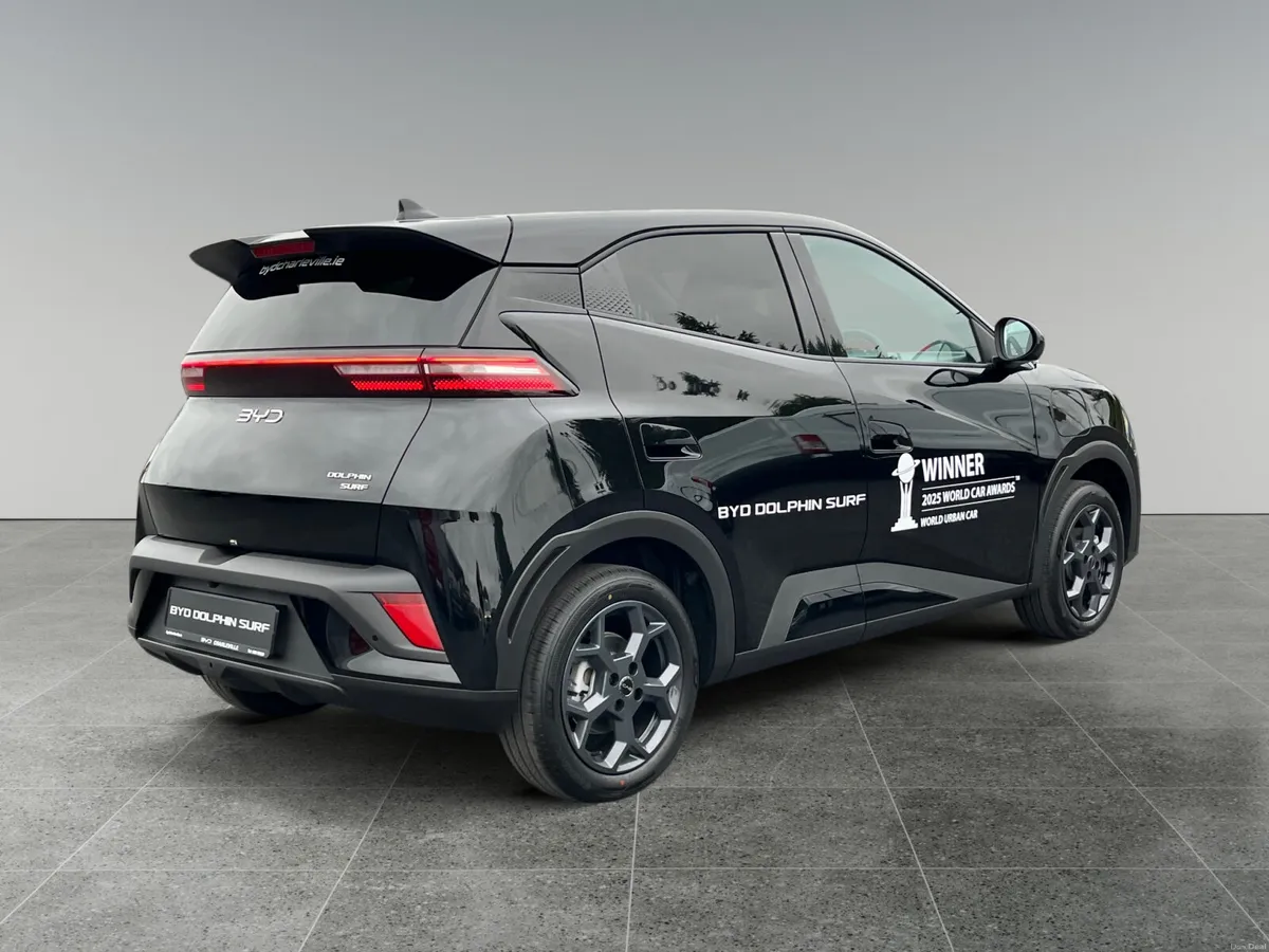 2025 BYD Dolphin Surf Comfort 43kwh - Image 5