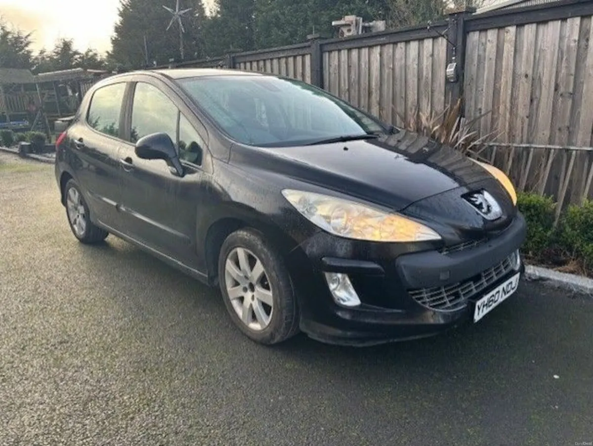 Peugeot 308 2010 - Image 2