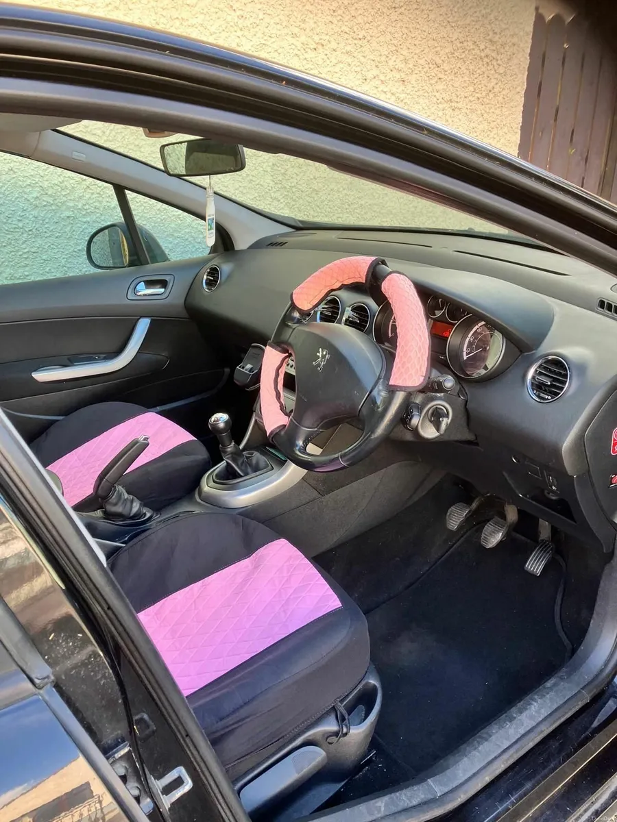 Peugeot 308 2010 - Image 4