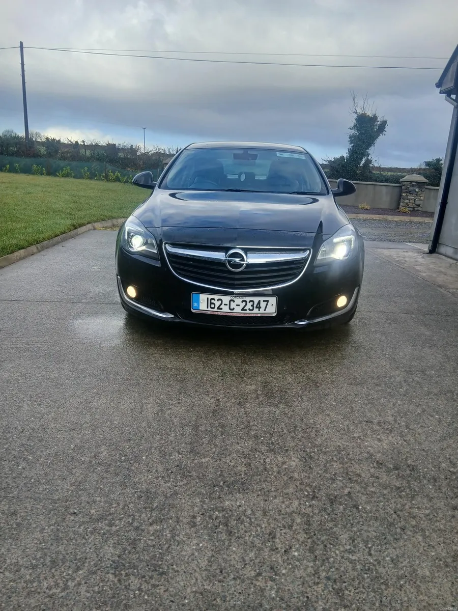 Opel Insignia 2016 2.0 diesel - Image 1