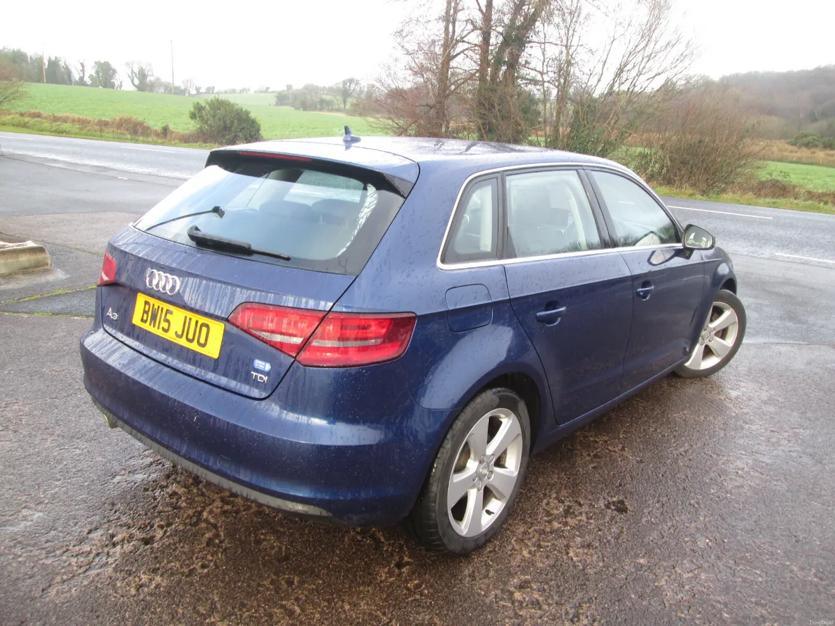 2015  AUDI  A3  2.0  TDI  SPORT  5DR - Image 4