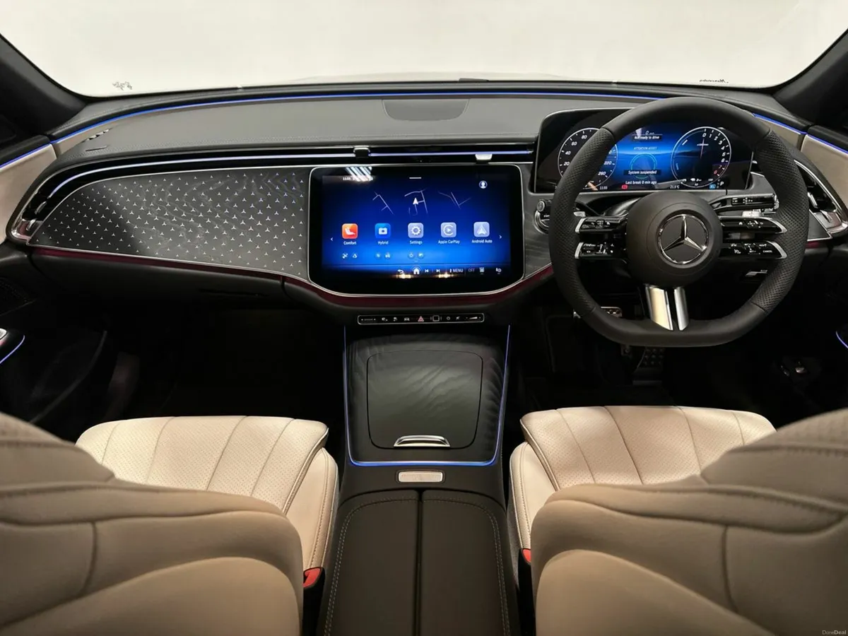 Mercedes-Benz E-Class E300 e AMG Line Edition + PH - Image 4