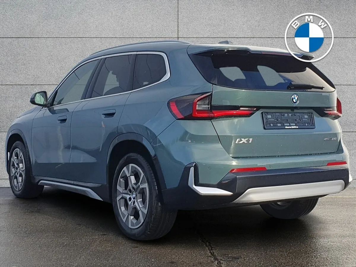 BMW iX1 eDrive20 xLine - Image 3