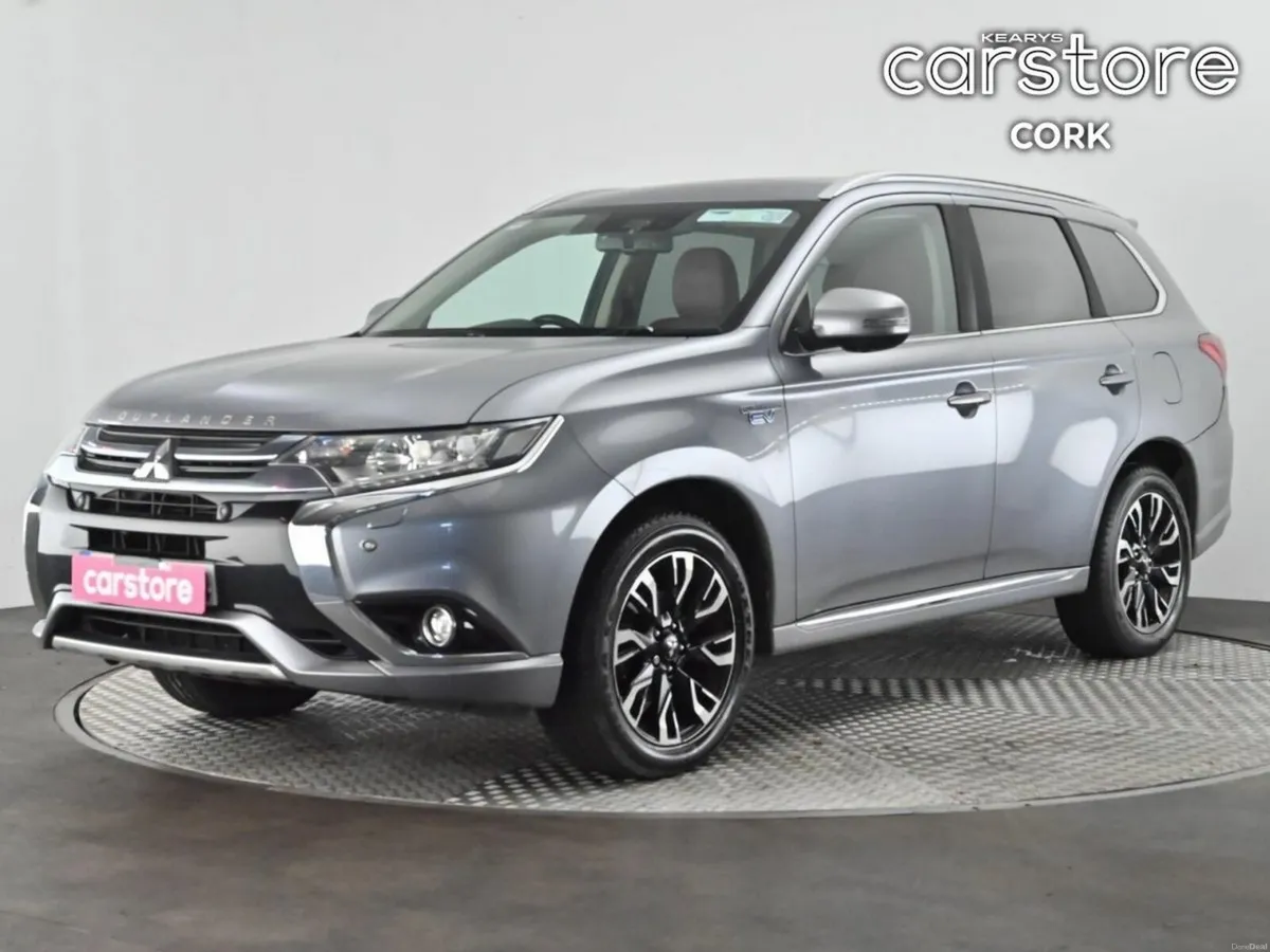 Mitsubishi Outlander PHEV 2.0L MIVEC 4WD 5-Seater - Image 4