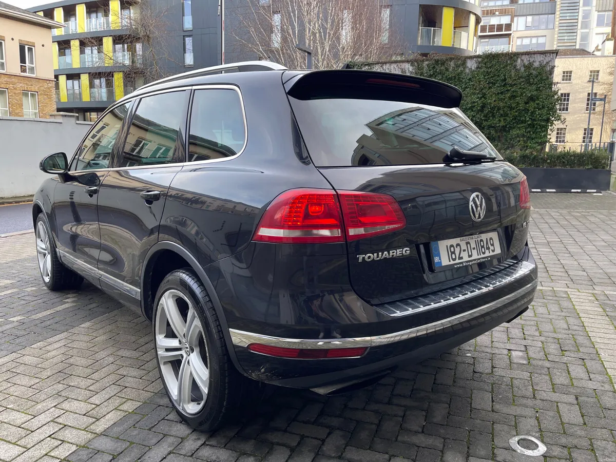 Volkswagen Touareg 2018 Crewcab - Image 4