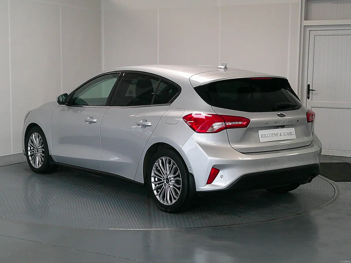 Ford Focus 2021 - Image 5
