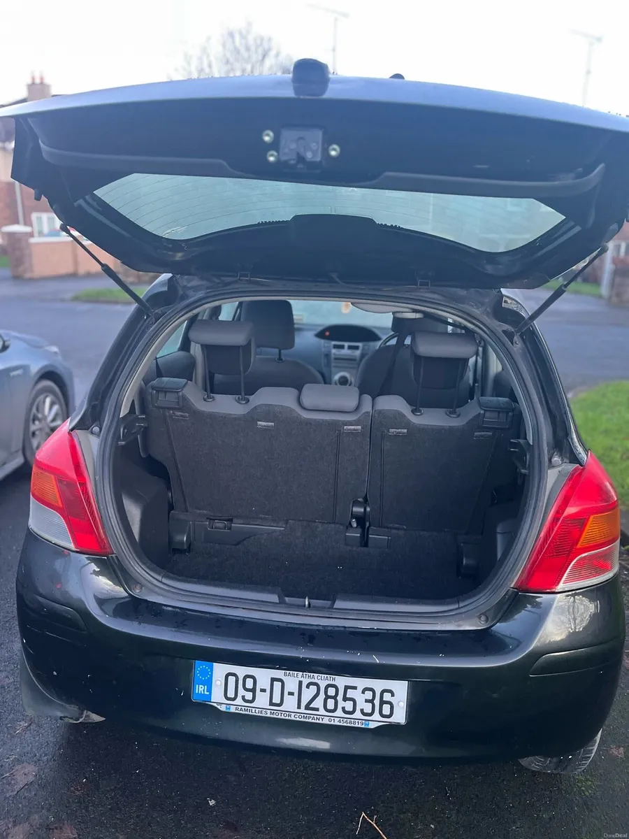 2009 Toyota Yaris for sale - Image 3