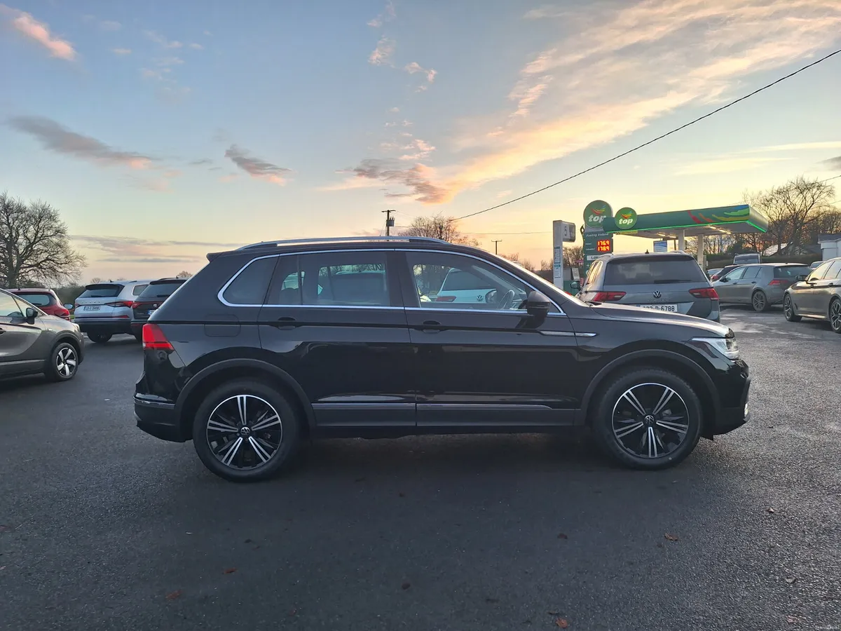 *DEPOSIT TAKEN* Tiguan 2.0 TDI *High Spec/ - Image 3