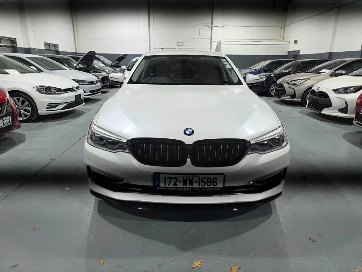 BMW 5-Series 2017 - Image 2