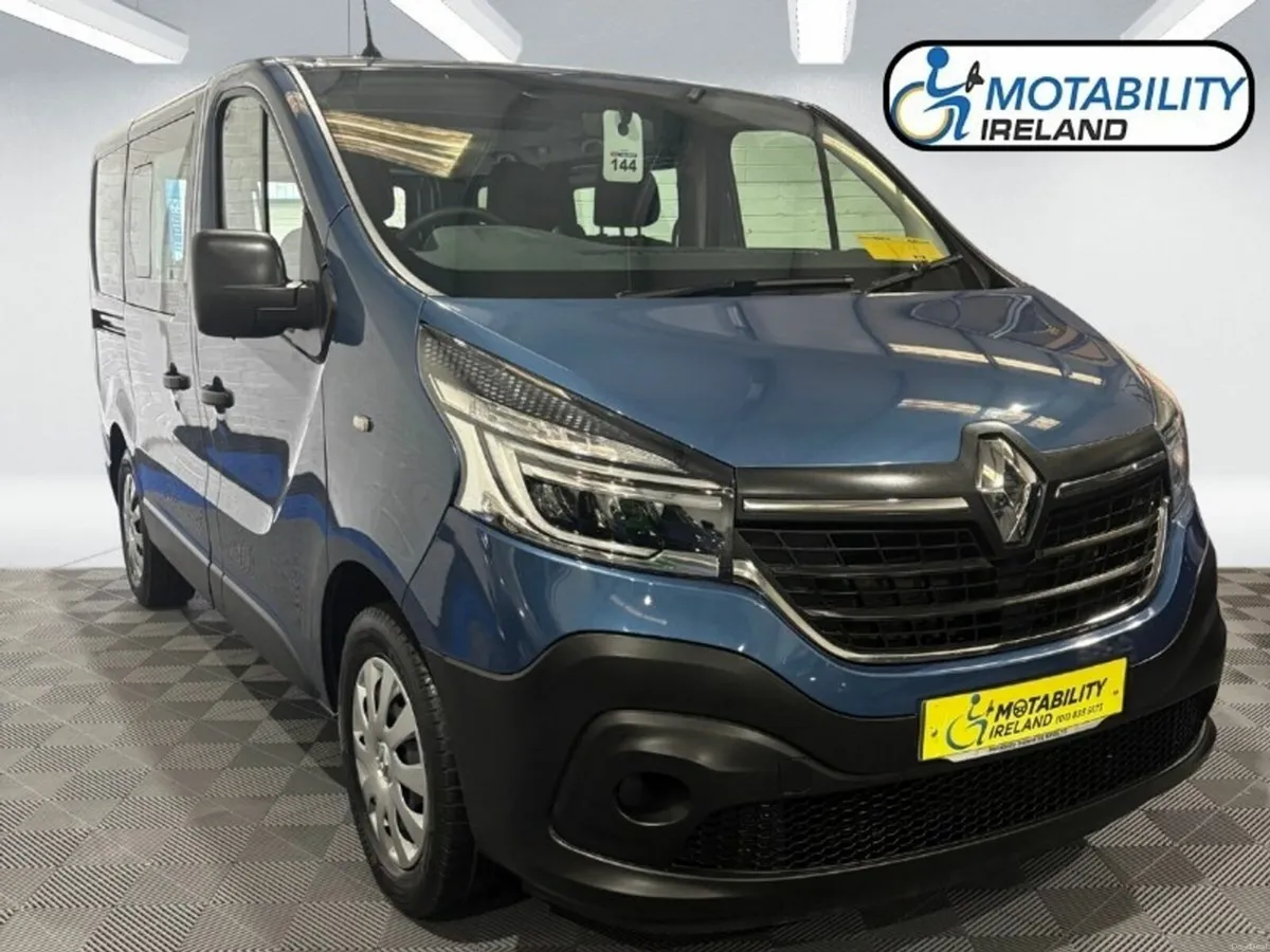 Renault Trafic Wheelchair Accessible - Image 1