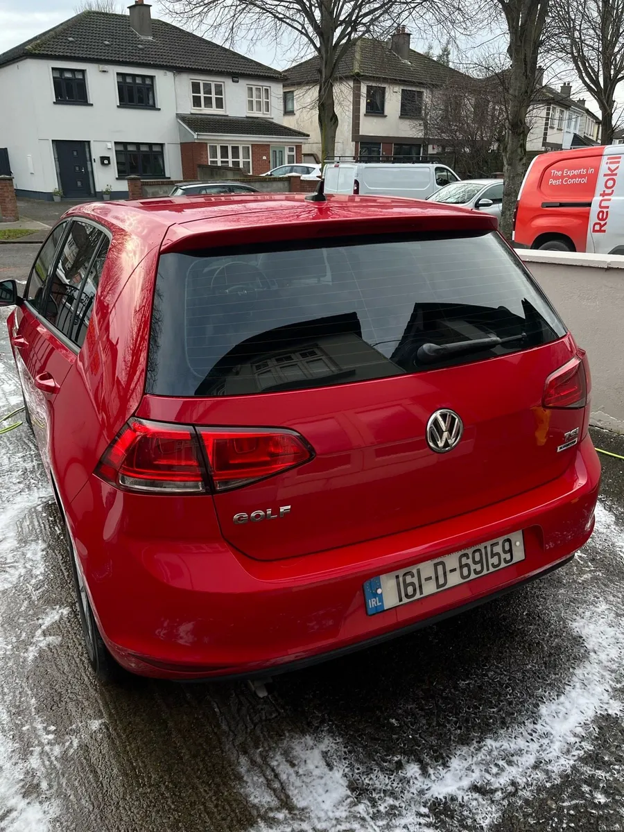 Volkswagen Golf (Automatic Gearbox 5 door) - Image 4