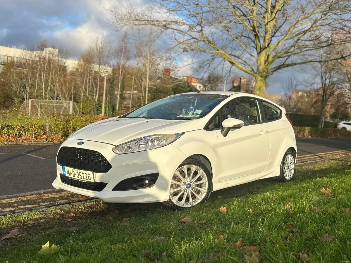2014 Ford Fiesta 1.0 Petrol EcoBoost - Image 1