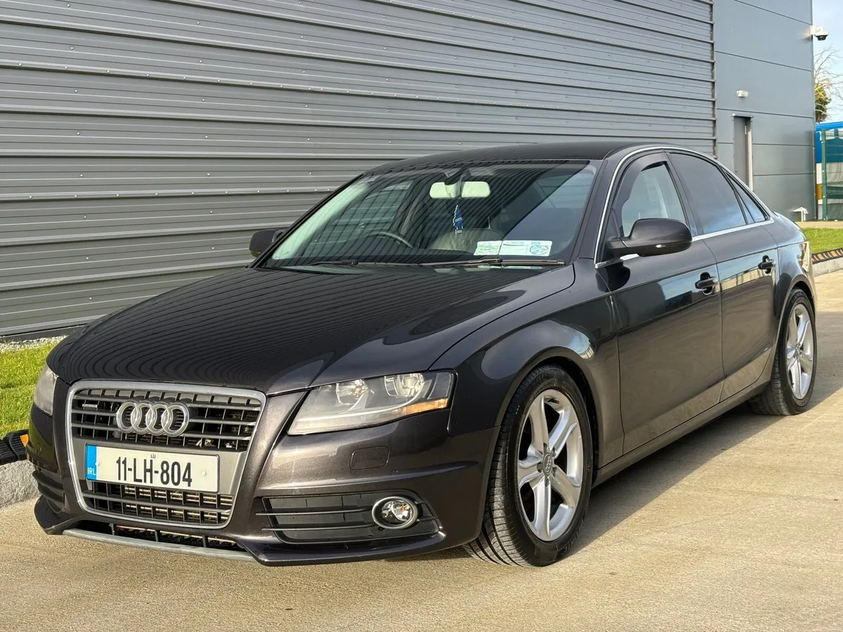Audi A4 2.0 TDI TECKNIK 2011 - Image 4