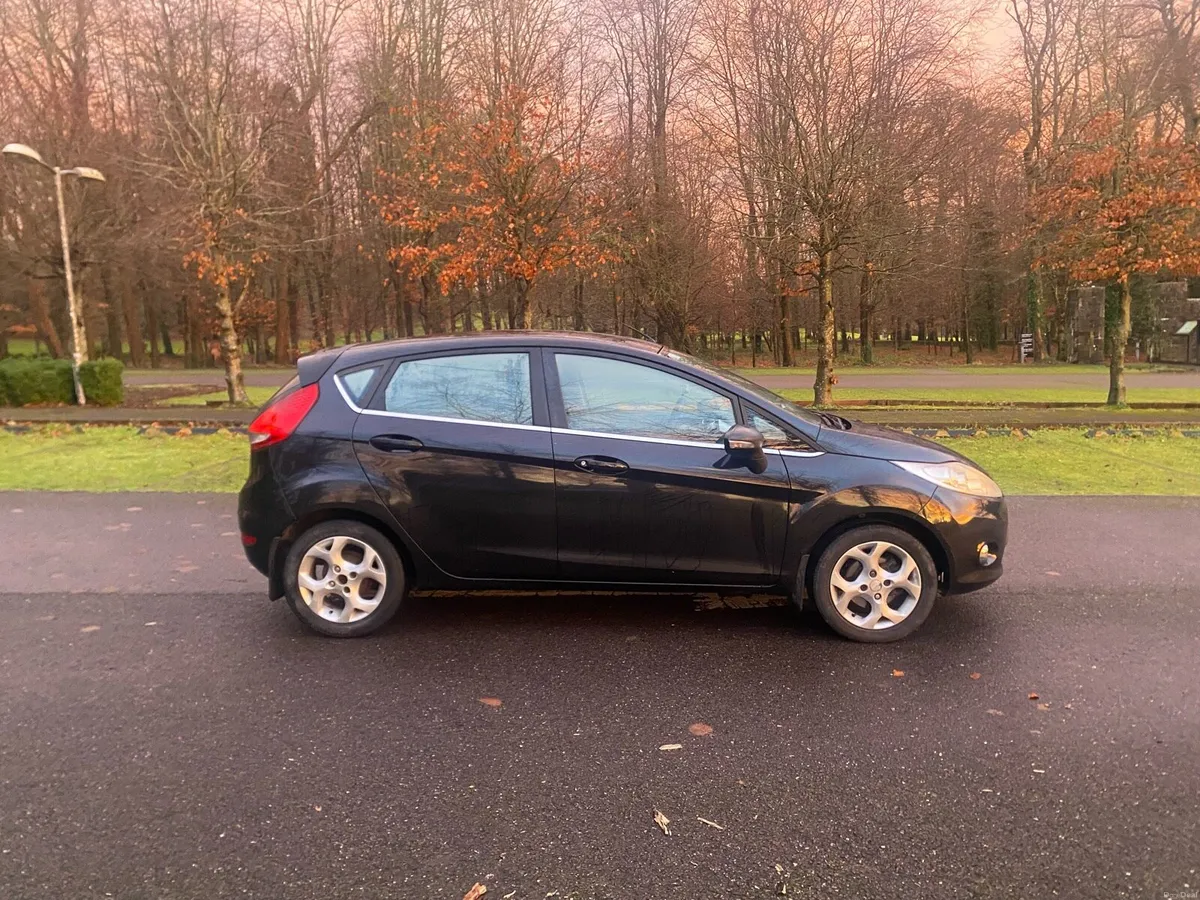 Ford Fiesta 1.4 tdci Taxed, Tested, Fully Serviced - Image 2