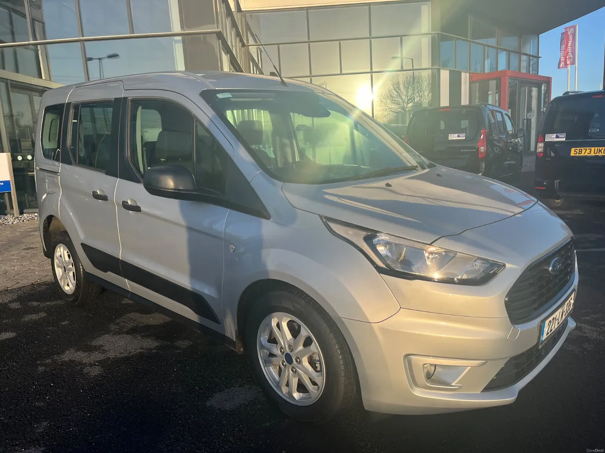 Ford Tourneo Connect 2022 Taxi Spec WAV - Image 1