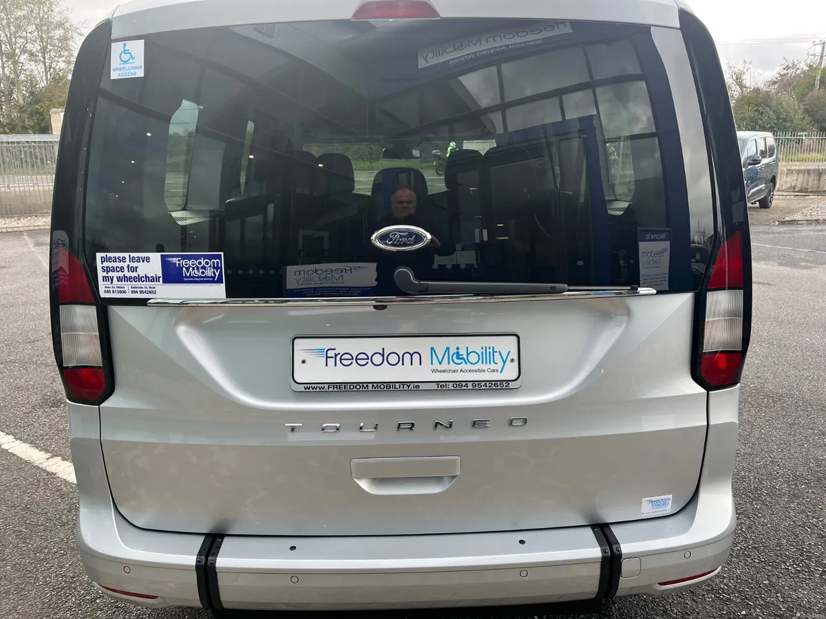 New Ford Connect WAV Taxi Spec - Image 6