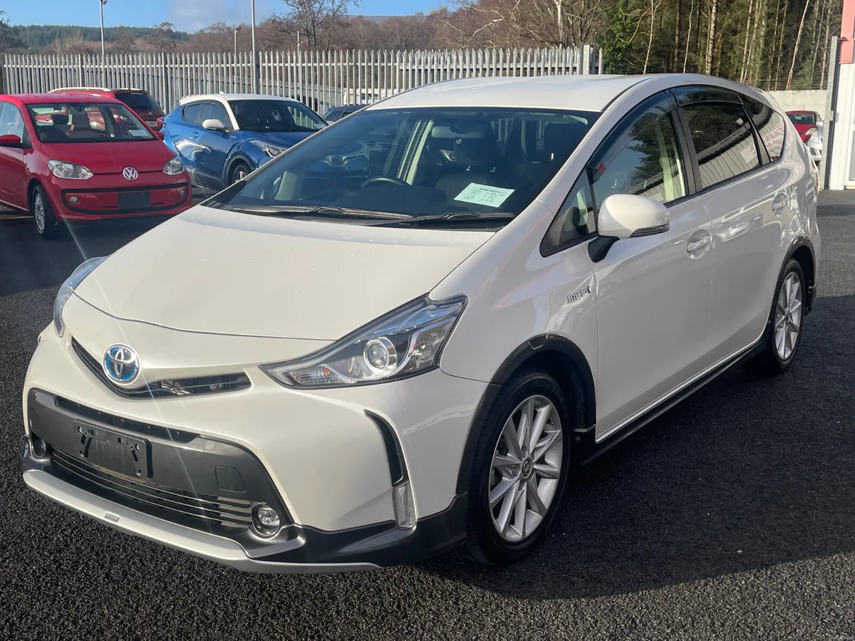 Toyota Prius Alpha 2015-2 — 7 seater - Image 3