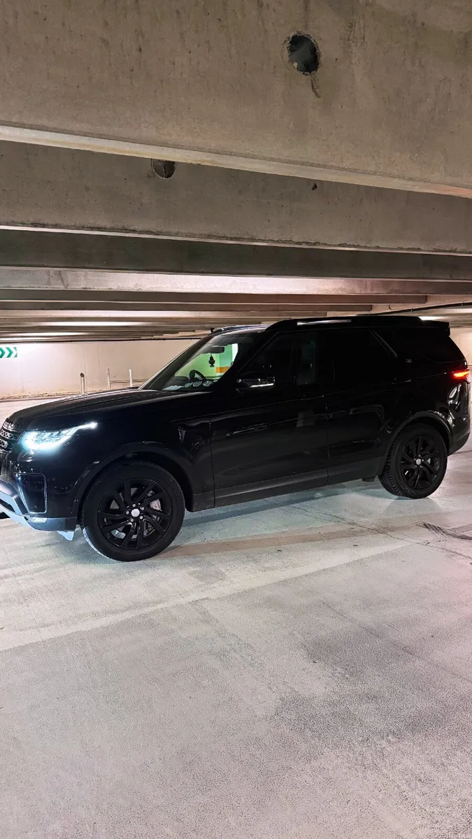 Land Rover Discovery 2019 - Image 4