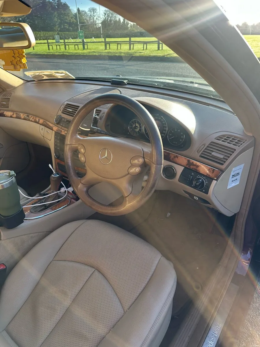 Mercedes E200 Kompressor - Image 4