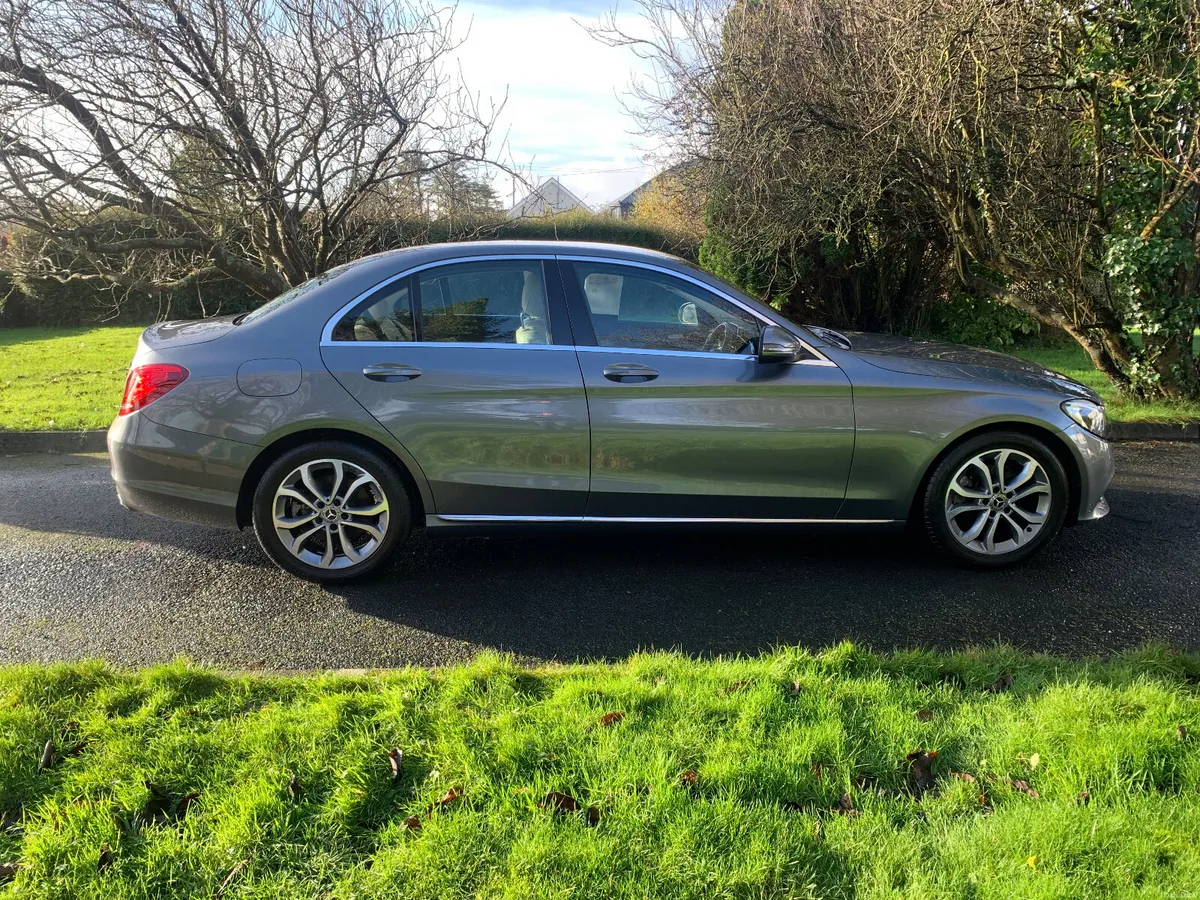 Mercedes-Benz C-Class 2019 - Image 1