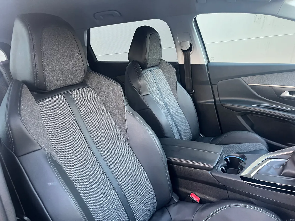 Peugeot 5008 2020 - Image 5