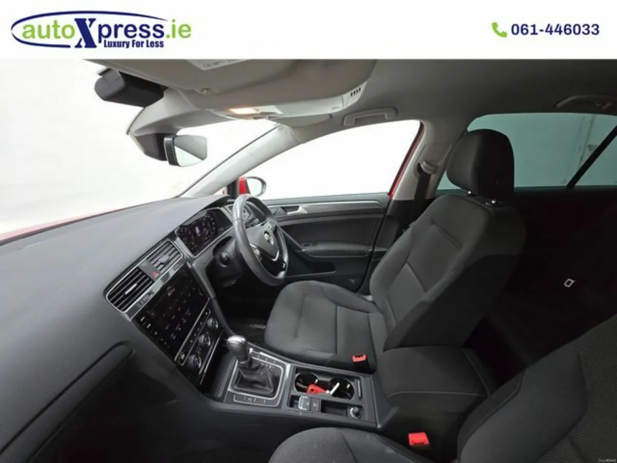 Volkswagen Golf 1.2 TSI Automatic, Reversing camer - Image 2