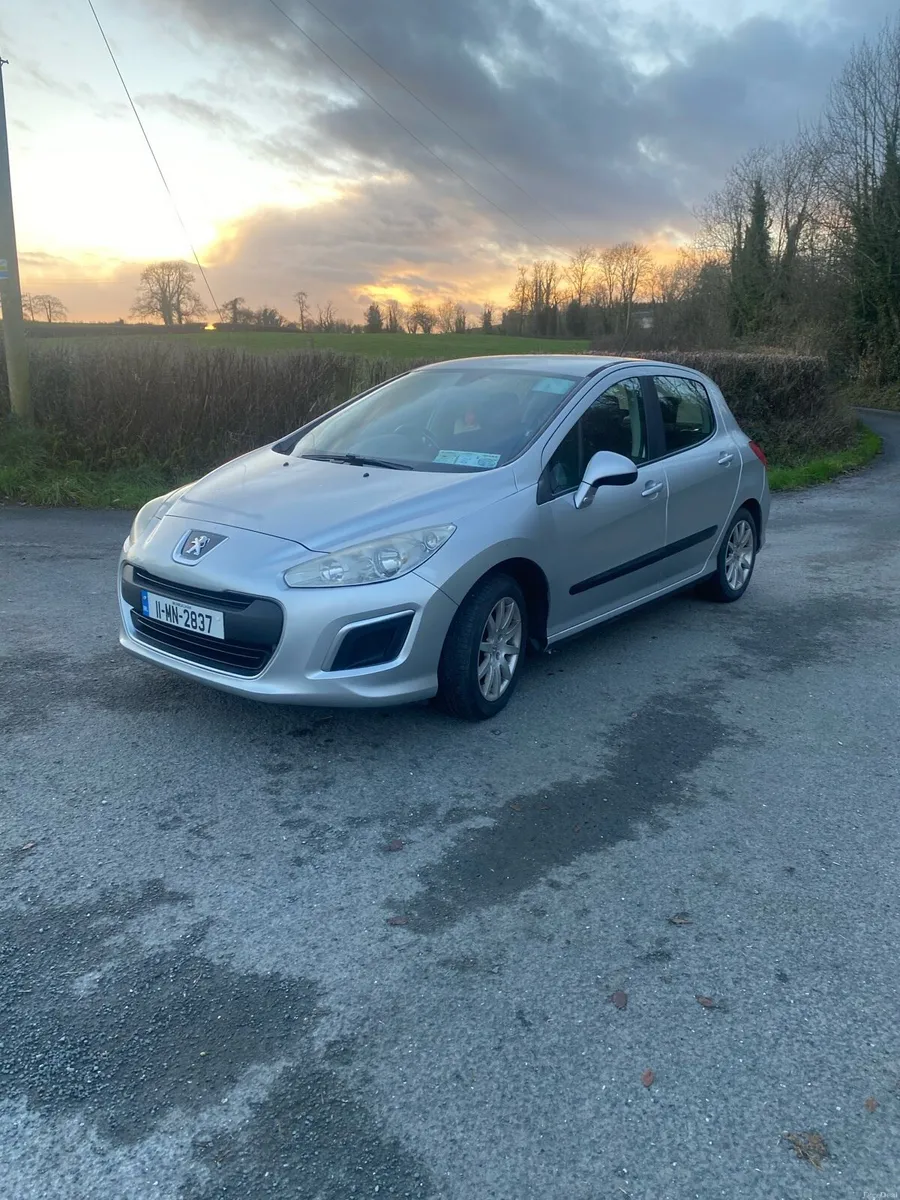 Peugeot 308 - Image 2