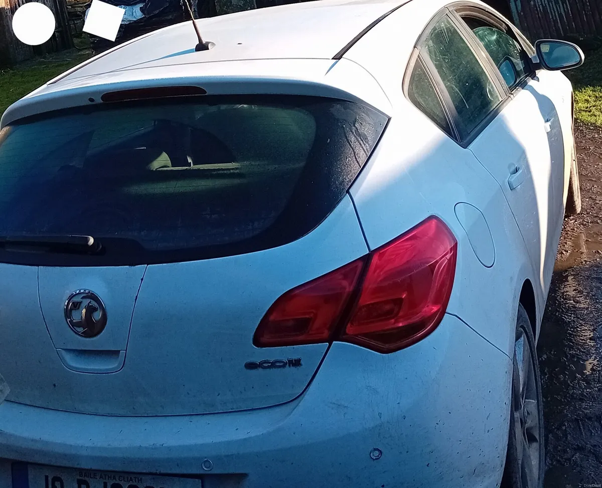 Vauxhall Astra Car - Image 2