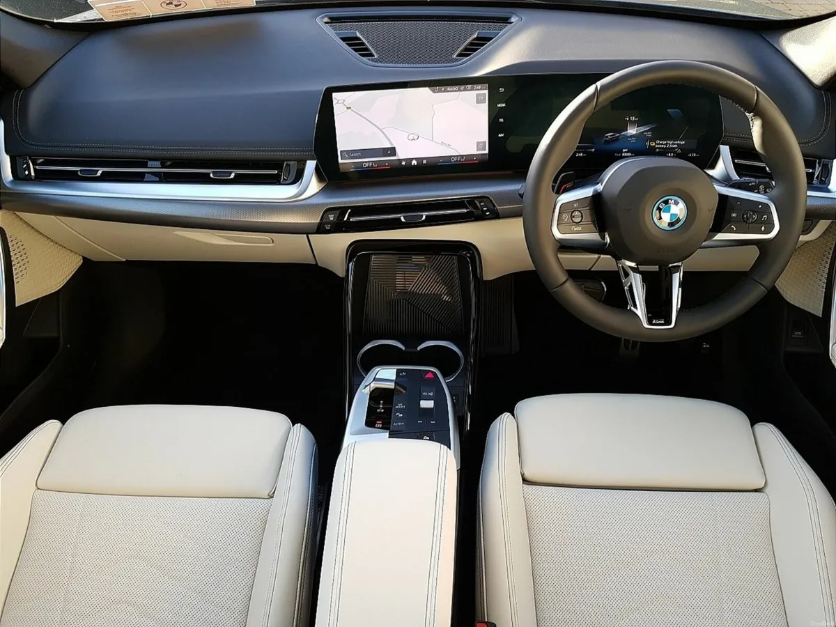 BMW iX1 iX1 eDrive20 M Sport - Image 4