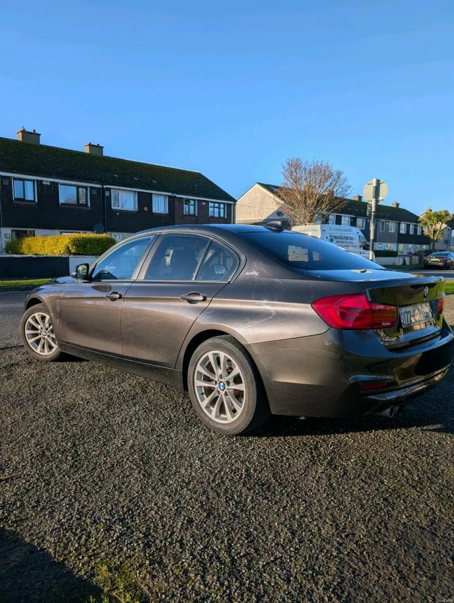 BMW 3-Series 330E Hybrid Auto - Image 3