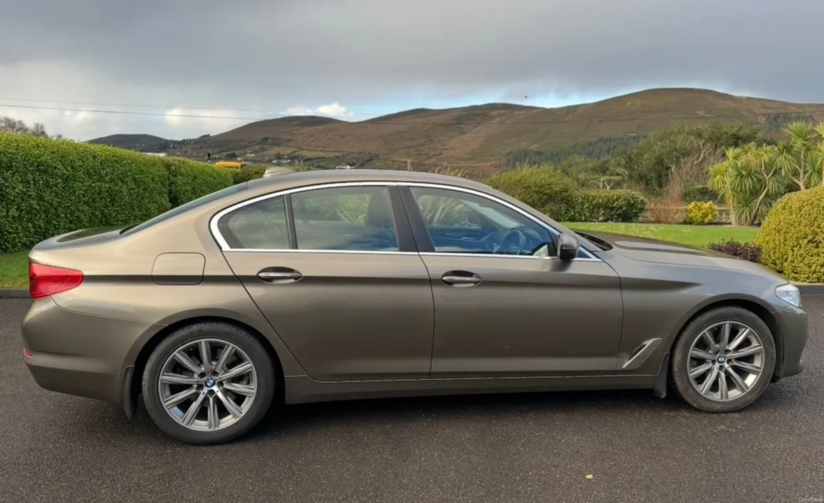 BMW 520 SE - Low Milage - Image 1