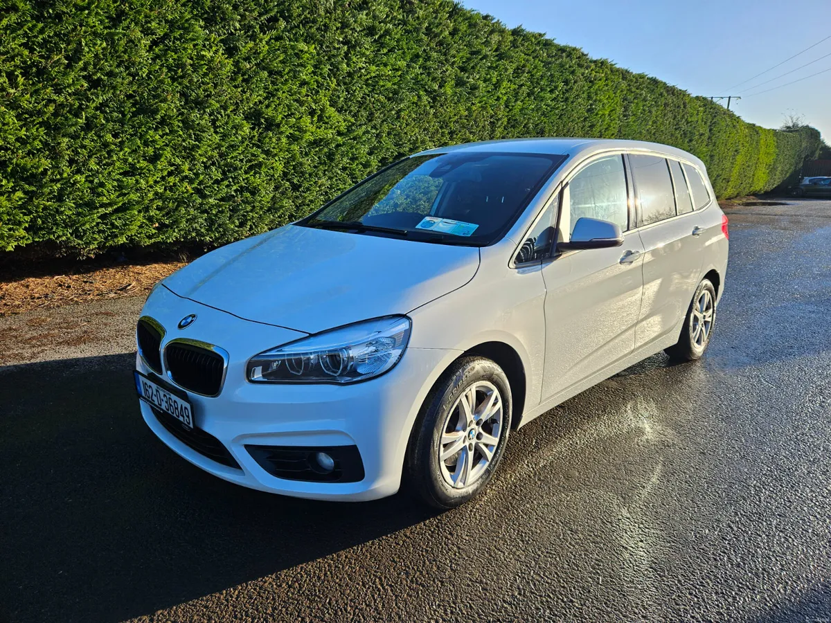 BMW 2-Series 2016 218i SE AUTO 7 SEATS - Image 1