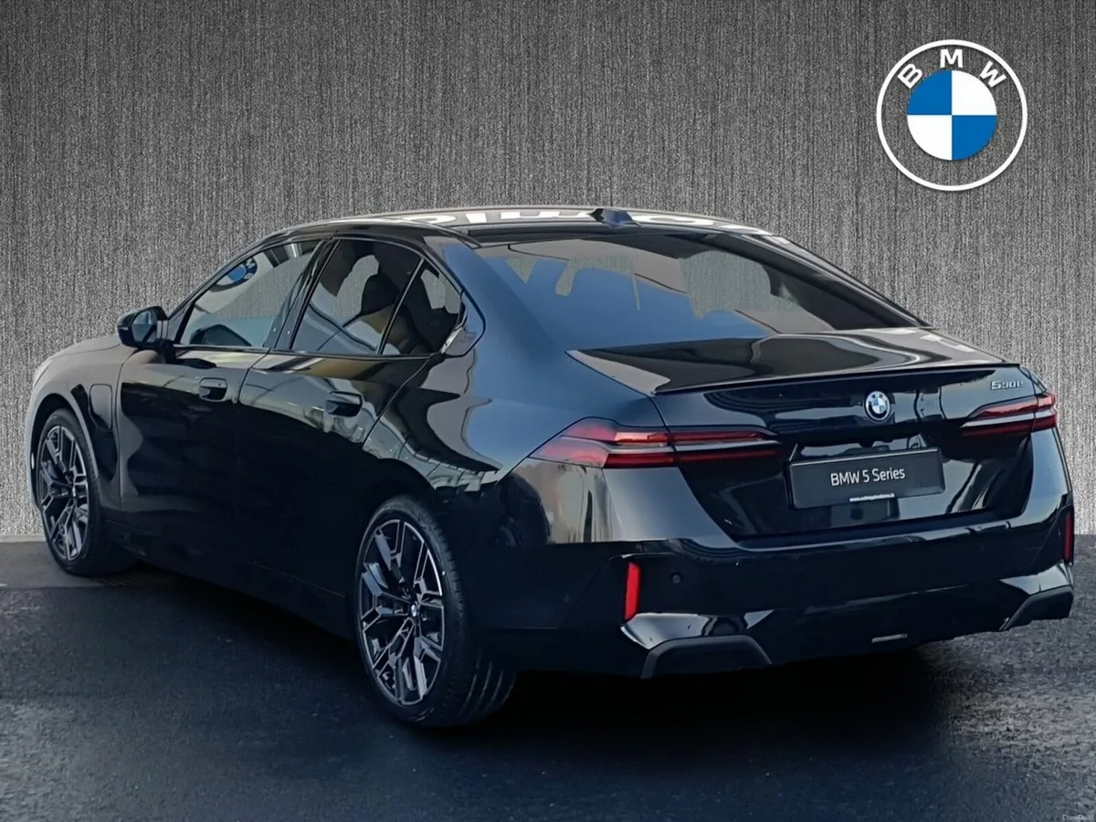 BMW 5-Series 530e M Sport Pro - Image 2